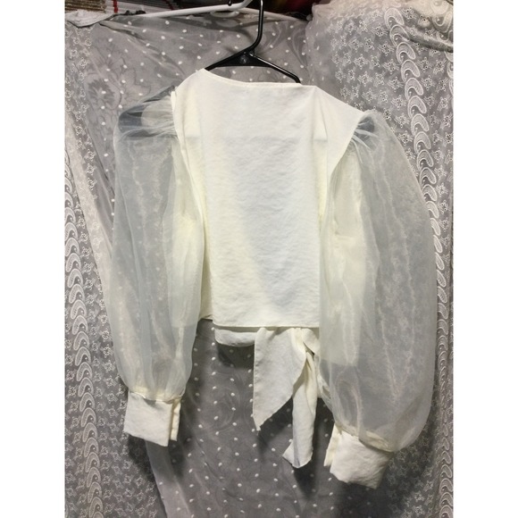 Forever 21 Ivory Tie Front Top Sheer Puff Sleeves Blouse Party Crop size M - Picture 5 of 8
